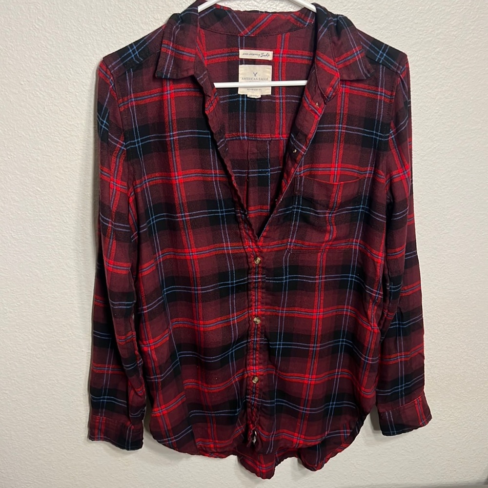 American Eagle Plaid button down Size S